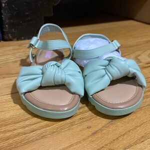 Fab Kids Puffy Knot Sandals, NEW, Size 13, Sage Mint Green